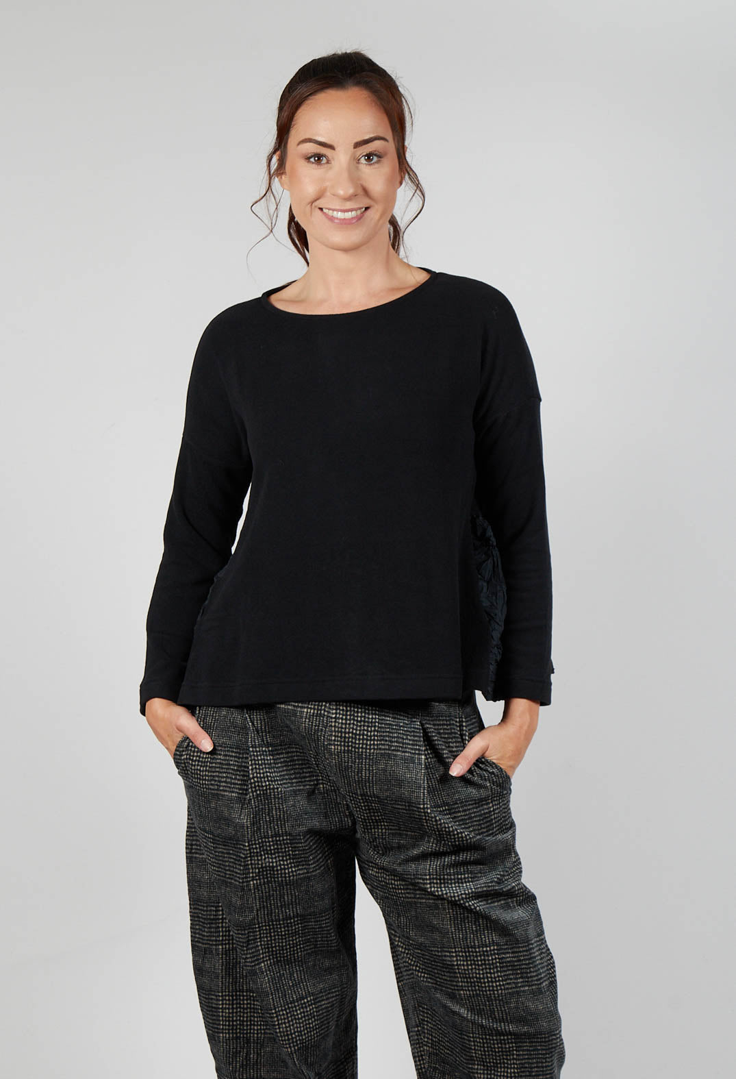 Verza Jumpers in Nero