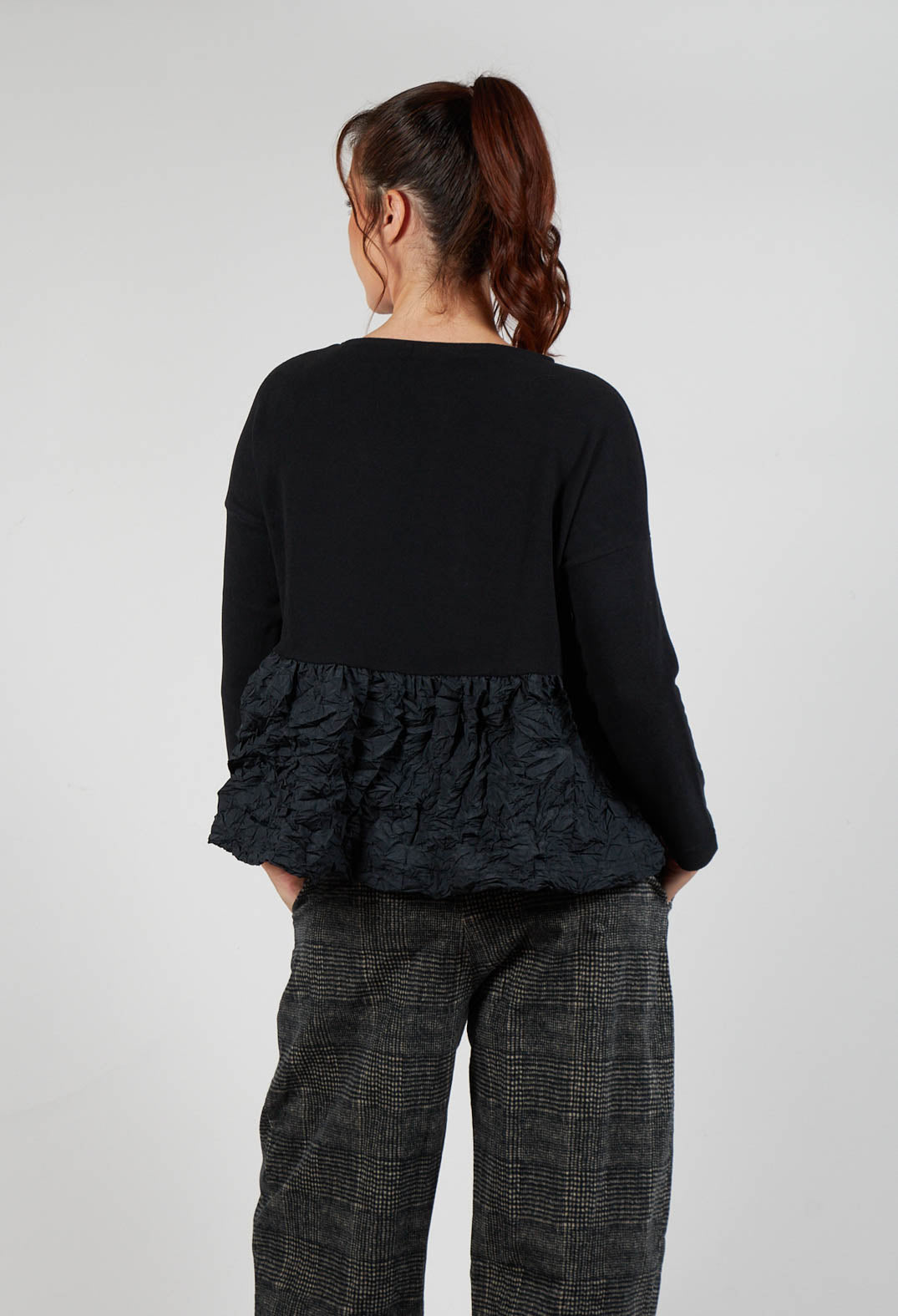 Verza Jumpers in Nero