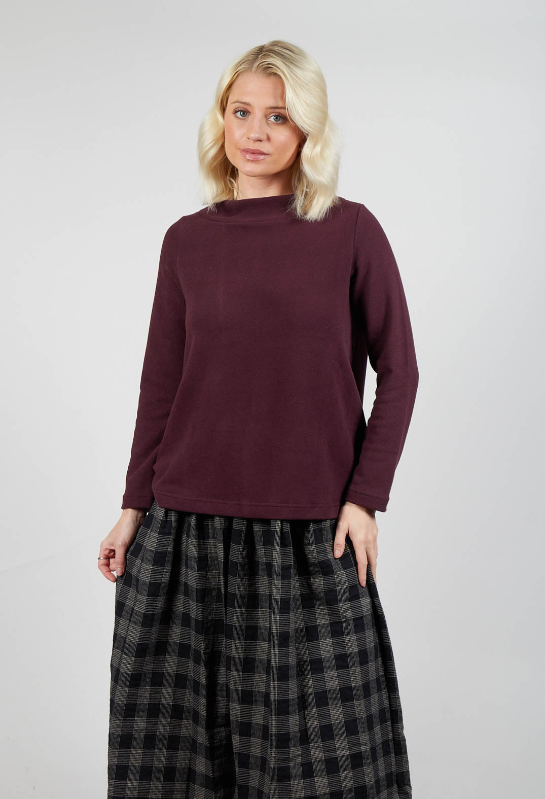 Victoria Jumper in Uva