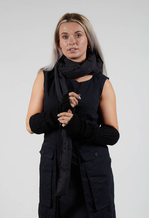 Virgin Wool Arm Warmers in Black