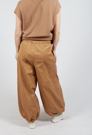 Wide Balloon Trousers in Camel