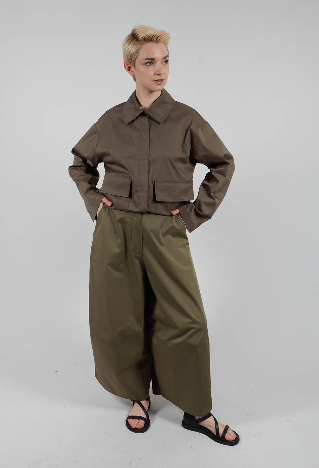 Wide Leg Trouser in Dark Khaki