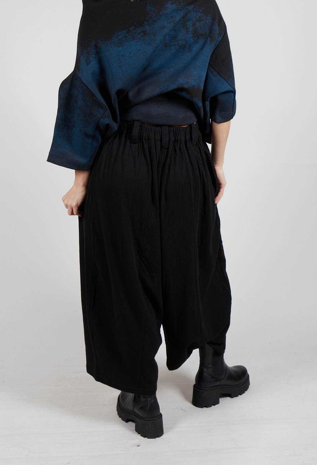 Wide Leg Trousers in Black