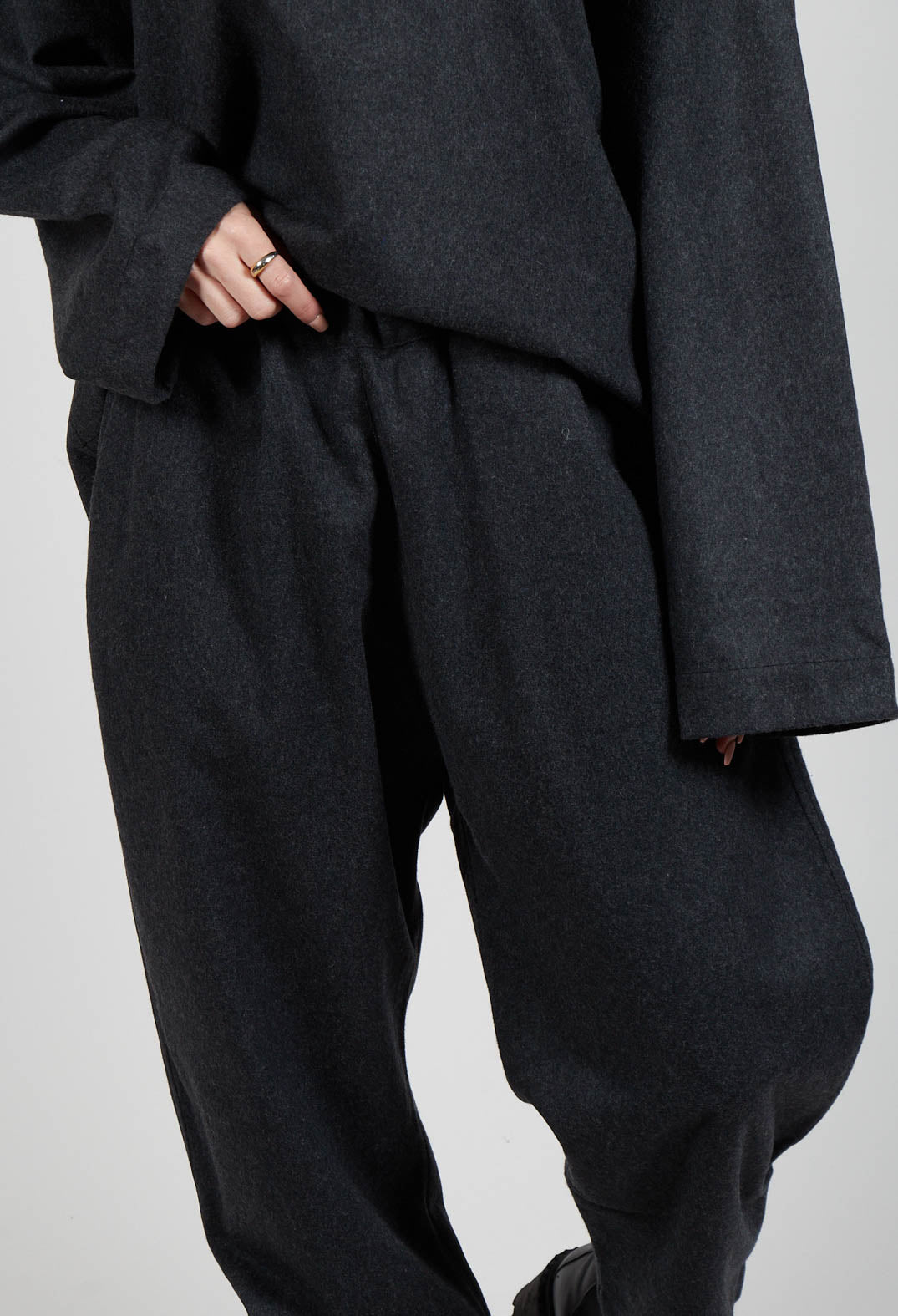 Wok Ojo Trousers in Brisol Grey