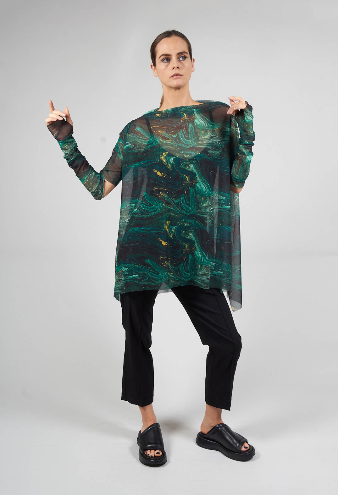 Afol Tunic in Black Dark Green