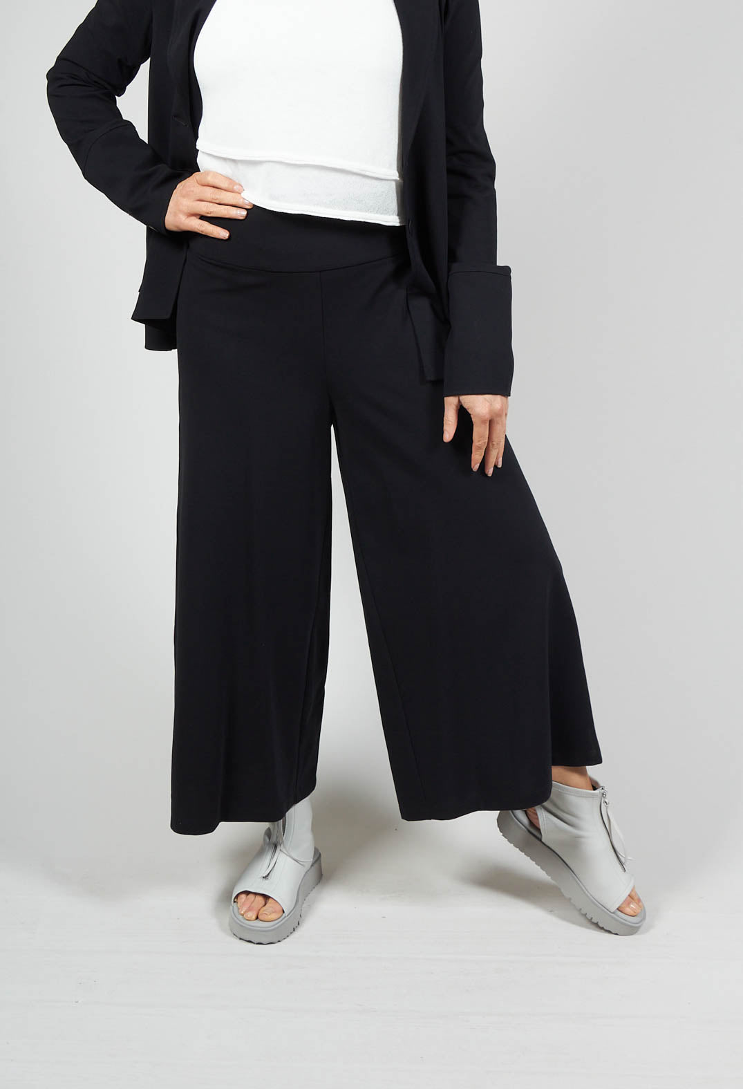 YOURS Curve Plus Size Black Cropped Jersey Cargo Trousers | Yours Clothing