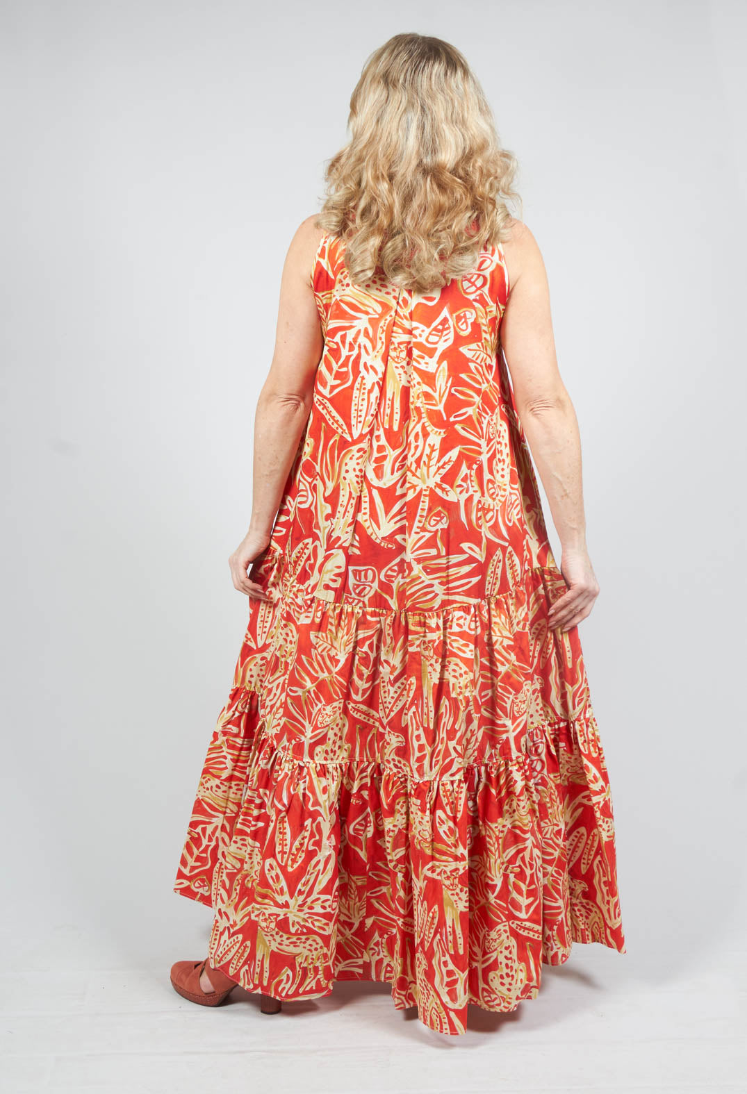 Sleeveless Maxi Dress in Leo Print